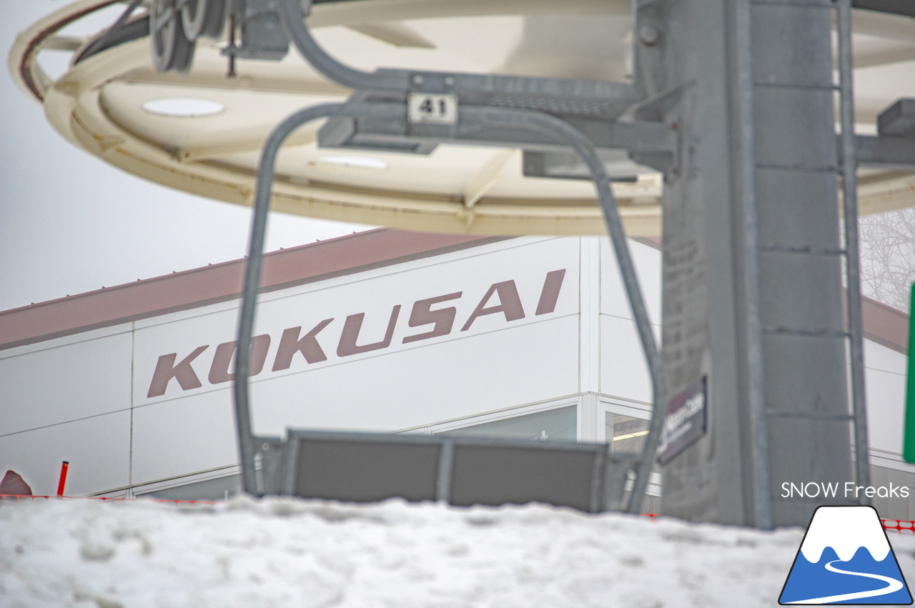 札幌国際スキー場｜山頂の積雪は、300cm！連日の春スキー＆スノーボード日和から一転、今日は冬が帰ってきました♪